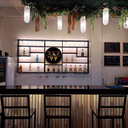 W District Hostel バンコク都 エクステリア 写真