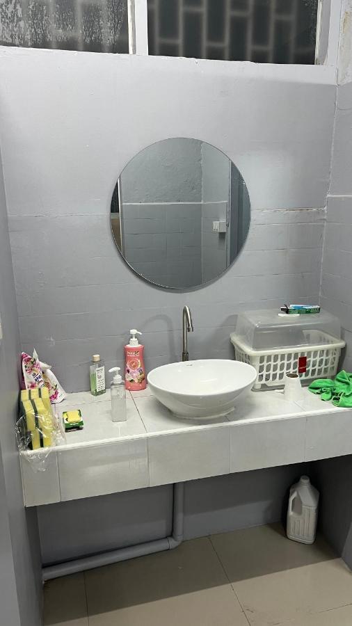 W District Hostel バンコク都 エクステリア 写真