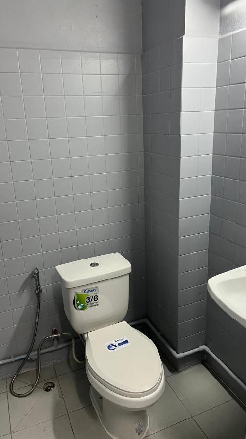 W District Hostel バンコク都 エクステリア 写真