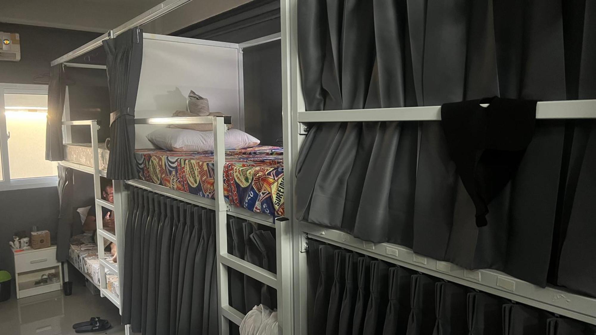 W District Hostel バンコク都 エクステリア 写真