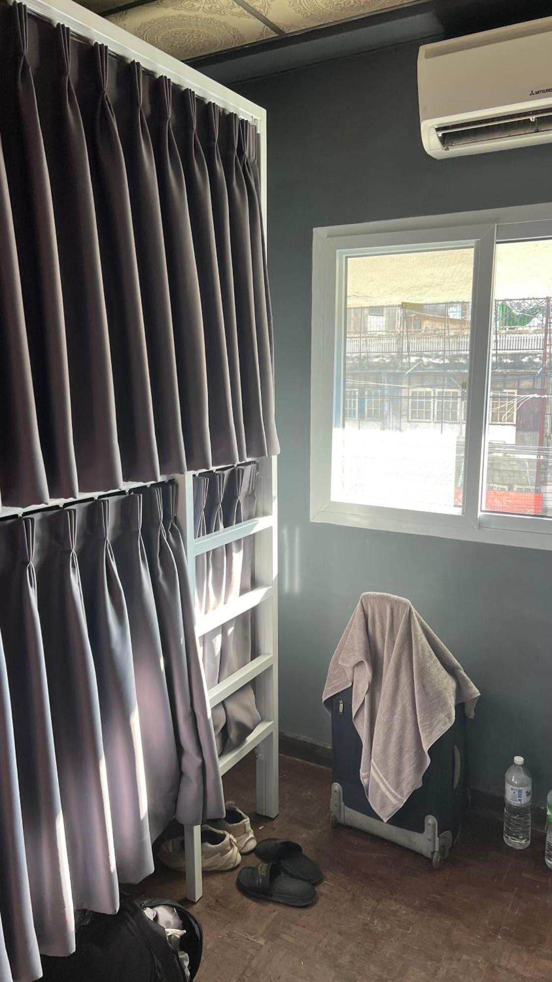 W District Hostel バンコク都 エクステリア 写真