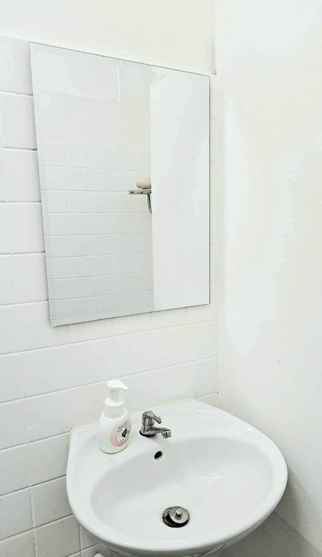 W District Hostel バンコク都 エクステリア 写真